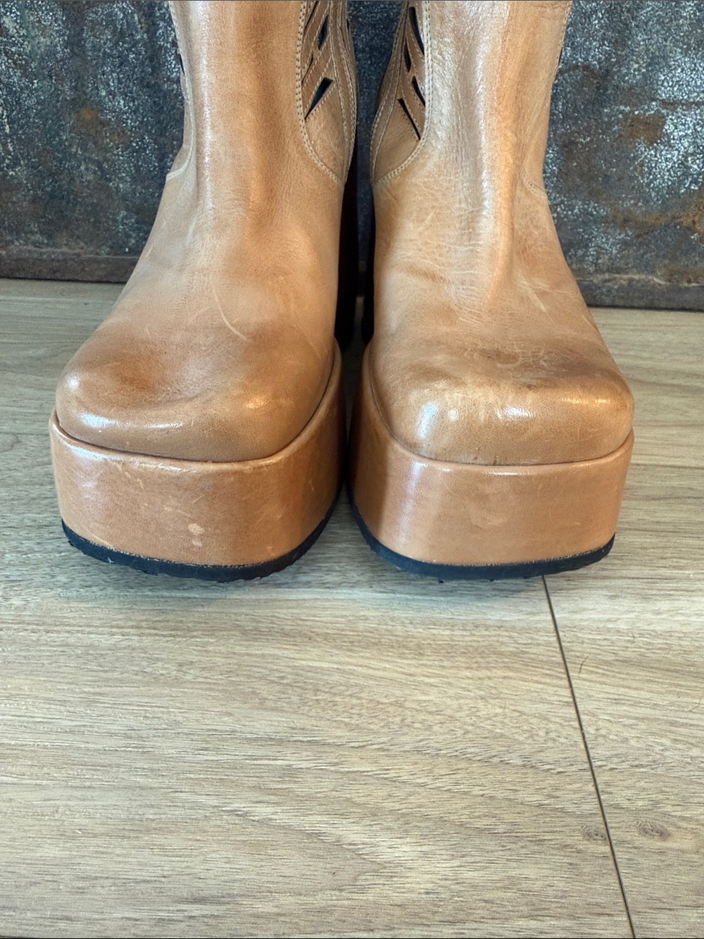 Vtg Candies laser cut platform leather boots - Picture 5 of 12